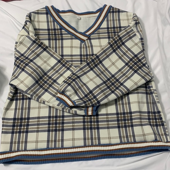 basically new, never worn - Picture 1 of 4